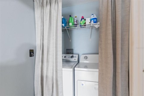 Immobilier commercial à vendre à Zephyrhills, Floride: 188.59 m2 № 1906434 - photo 16