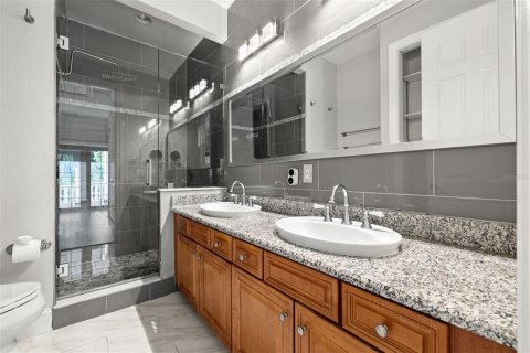 Townhouse in Tampa, Florida 3 bedrooms, 149.11 sq.m. № 1824485 - photo 23