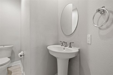 Townhouse in Tampa, Florida 3 bedrooms, 149.11 sq.m. № 1824485 - photo 13