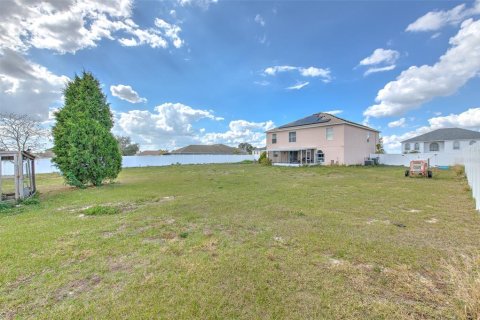 House in Eagle Lake, Florida 4 bedrooms, 283.35 sq.m. № 1901483 - photo 2