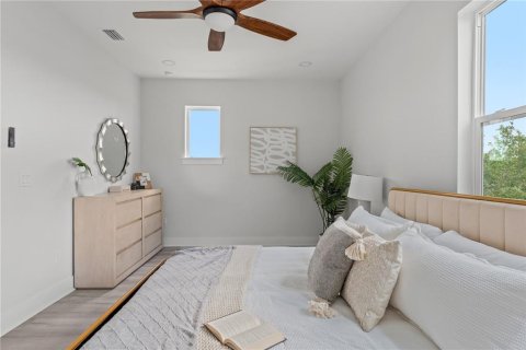 Adosado en venta en Tampa, Florida, 4 dormitorios, 189.33 m2 № 1851410 - foto 15