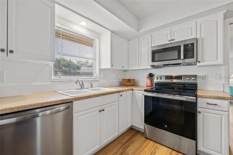 Купить виллу или дом в Брейдентон, Флорида 6 комнат, 156.45м2, № 1771128 - фото 20