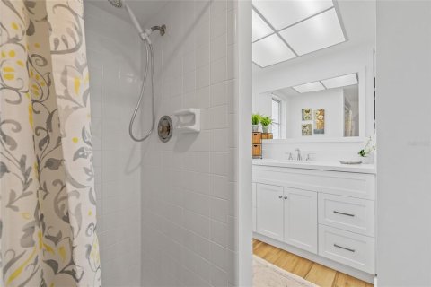 Купить виллу или дом в Брейдентон, Флорида 6 комнат, 156.45м2, № 1771128 - фото 28
