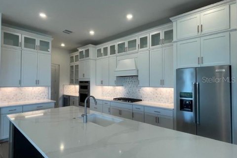 House in Lakewood Ranch, Florida 3 bedrooms, 260.87 sq.m. № 1887011 - photo 3