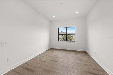 House in Lakewood Ranch, Florida 3 bedrooms, 260.87 sq.m. № 1887011 - photo 29