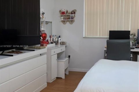 Copropriété à louer à Miami, Floride: 3 chambres, 130.06 m2 № 2049293 - photo 22