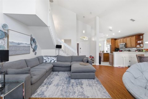 Купить виллу или дом в Тампа, Флорида 7 комнат, № 2047095 - фото 29