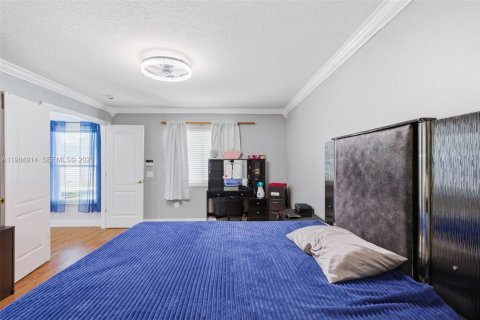 Купить виллу или дом в Тампа, Флорида 7 комнат, № 2047095 - фото 7