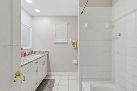 Купить виллу или дом в Тампа, Флорида 7 комнат, № 2047095 - фото 20