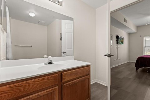 Condominio en venta en Kissimmee, Florida, 4 dormitorios, 136.57 m2 № 1723970 - foto 11