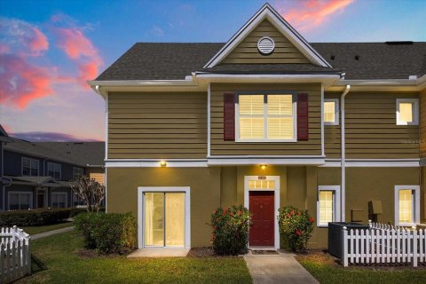 Condominio en venta en Kissimmee, Florida, 4 dormitorios, 136.57 m2 № 1723970 - foto 1