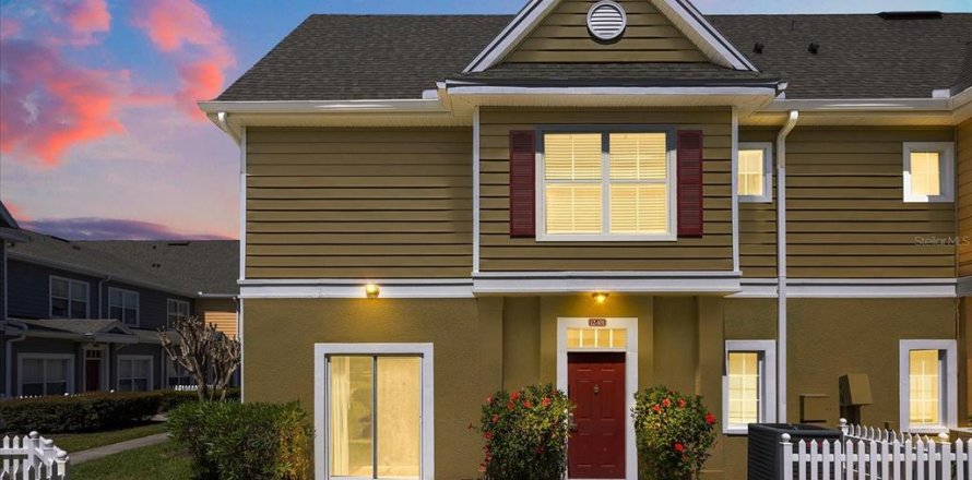Condominio en Kissimmee, Florida, 4 dormitorios  № 1723970