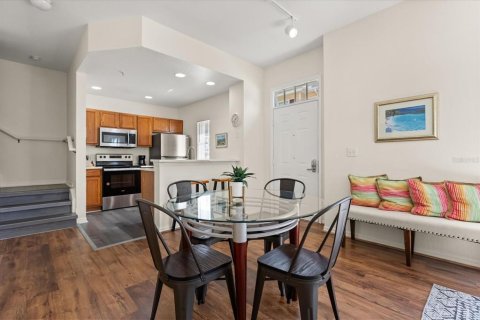 Condominio en venta en Kissimmee, Florida, 4 dormitorios, 136.57 m2 № 1723970 - foto 19