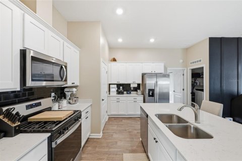 Villa ou maison à vendre à Bunnell, Floride: 4 chambres, 167.22 m2 № 2413602 - photo 6
