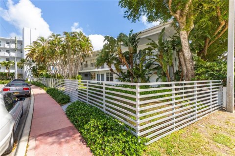 Copropriété à louer à Miami Beach, Floride: 37.16 m2 № 2044569 - photo 15