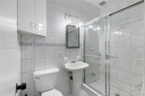 Copropriété à louer à Miami Beach, Floride: 37.16 m2 № 2044569 - photo 2