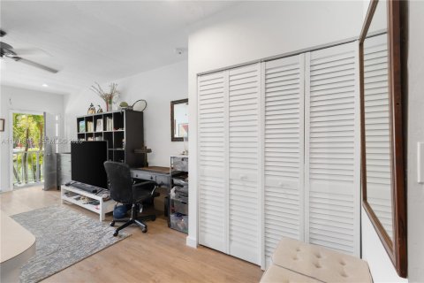 Copropriété à louer à Miami Beach, Floride: 37.16 m2 № 2044569 - photo 10