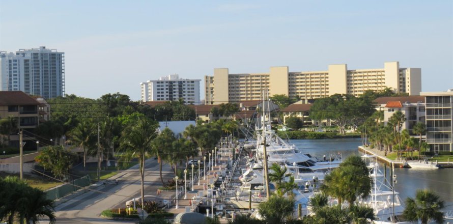 Condo à North Palm Beach, Floride, 3 chambres  № 2387901