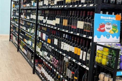 Купить коммерческую недвижимость в Порт-Оранж, Флорида 232.26м2, № 2423678 - фото 2