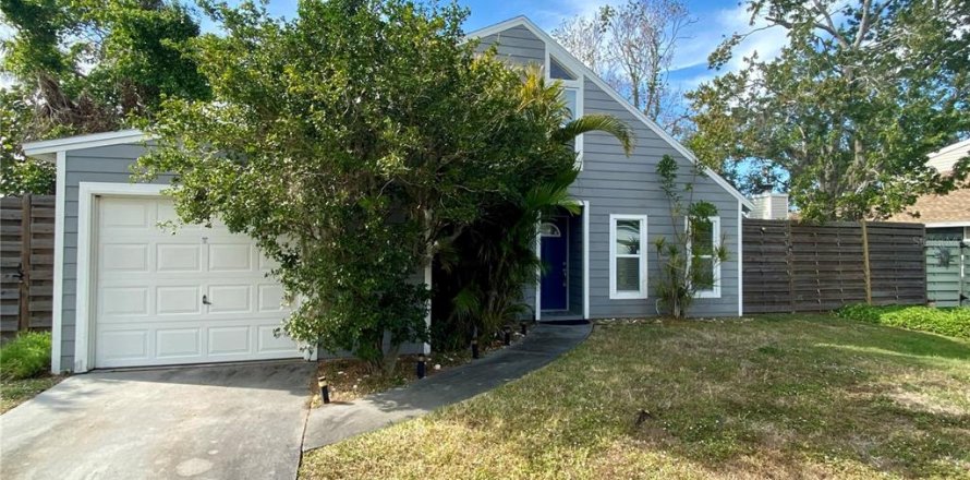 Villa ou maison à Sarasota, Floride 3 chambres, 118.54 m2 № 2388678