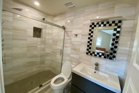 Villa ou maison à louer à Sarasota, Floride: 3 chambres, 118.54 m2 № 2388678 - photo 24