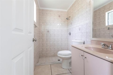 House in North Port, Florida 3 bedrooms, 122.54 sq.m. № 1901040 - photo 29