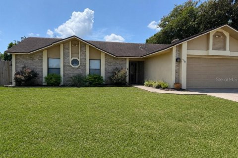 Villa ou maison à Deltona, Floride 3 chambres, 144 m2 № 2313447