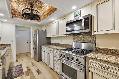 Condominio en venta en Mount Dora, Florida, 3 dormitorios, 216.56 m2 № 1574904 - foto 7