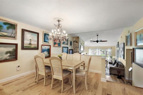 Condominio en venta en Mount Dora, Florida, 3 dormitorios, 216.56 m2 № 1574904 - foto 11