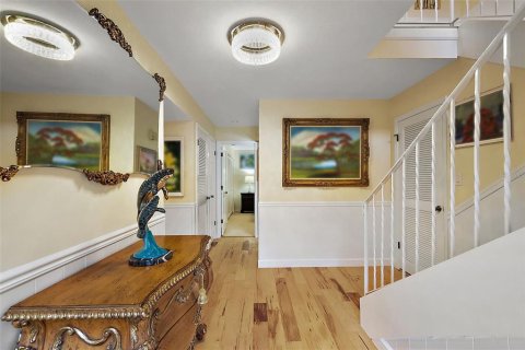 Condominio en venta en Mount Dora, Florida, 3 dormitorios, 216.56 m2 № 1574904 - foto 3