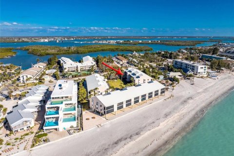 Condo in Englewood, Florida, 2 bedrooms  № 2431092