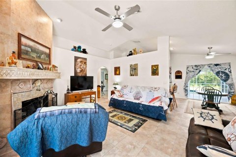Купить виллу или дом в Норт-Порт, Флорида 5 комнат, 123.65м2, № 2359077 - фото 7