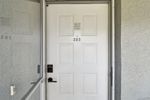 Condo in Dunedin, Florida, 1 bedroom  № 1846337 - photo 3