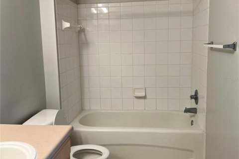 Condo in Orlando, Florida, 1 bedroom № 2400380 - photo 7