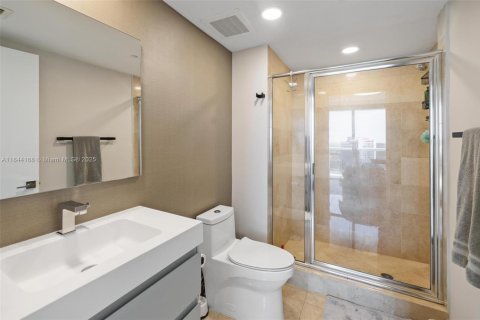 Condominio en alquiler en Hallandale Beach, Florida, 3 dormitorios, 145.95 m2 № 1888935 - foto 28