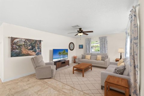 Villa ou maison à vendre à Oldsmar, Floride: 4 chambres, 152.17 m2 № 1826730 - photo 6