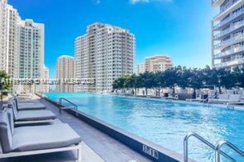 Condominio en alquiler en Miami, Florida, 2 dormitorios, 121.98 m2 № 1967186 - foto 19