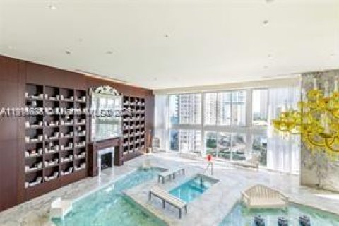 Condominio en alquiler en Miami, Florida, 2 dormitorios, 121.98 m2 № 1967186 - foto 18