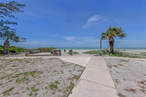 House in Venice, Florida 3 bedrooms, 156.82 sq.m. № 2101822 - photo 29
