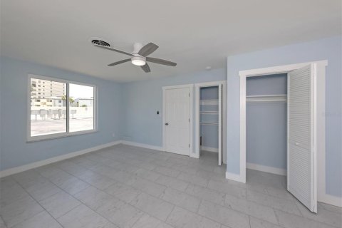 House in Venice, Florida 3 bedrooms, 156.82 sq.m. № 2101822 - photo 16