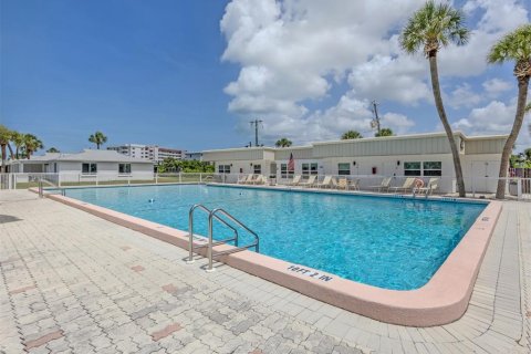 House in Venice, Florida 3 bedrooms, 156.82 sq.m. № 2101822 - photo 24