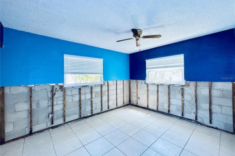 Casa en venta en Saint Petersburg, Florida, 3 dormitorios, 138.42 m2 № 1578812 - foto 9