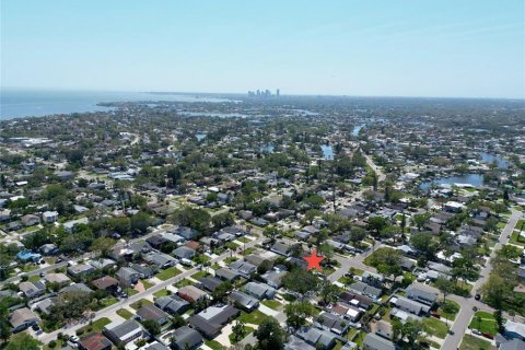 Casa en venta en Saint Petersburg, Florida, 3 dormitorios, 138.42 m2 № 1578812 - foto 21