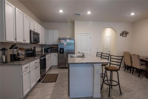 Townhouse in Wesley Chapel, Florida 3 bedrooms, 155.43 sq.m. № 1658285 - photo 23