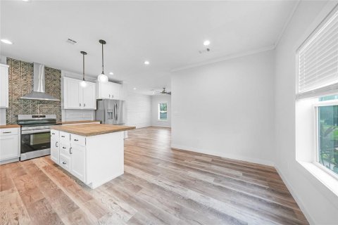 Casa en venta en Port Charlotte, Florida, 3 dormitorios, 144.93 m2 № 1919050 - foto 7