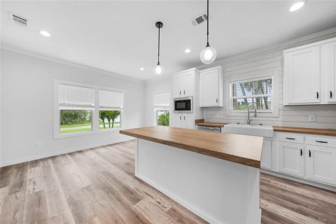 Casa en venta en Port Charlotte, Florida, 3 dormitorios, 144.93 m2 № 1919050 - foto 10