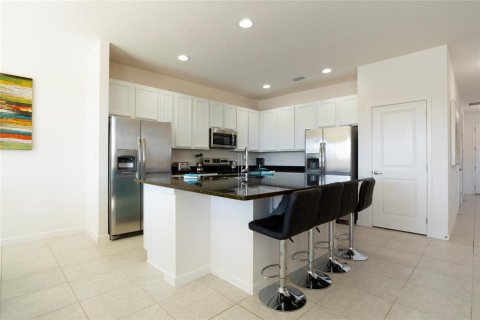 Villa ou maison à vendre à Kissimmee, Floride: 8 chambres, 353.49 m2 № 2347113 - photo 10