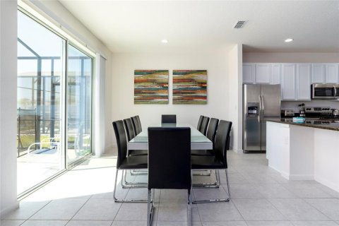 Villa ou maison à vendre à Kissimmee, Floride: 8 chambres, 353.49 m2 № 2347113 - photo 8