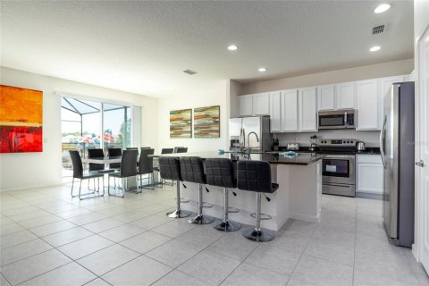 Villa ou maison à vendre à Kissimmee, Floride: 8 chambres, 353.49 m2 № 2347113 - photo 9