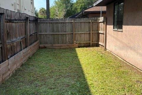 Townhouse in Titusville, Florida 3 bedrooms, 95.69 sq.m. № 2157529 - photo 10